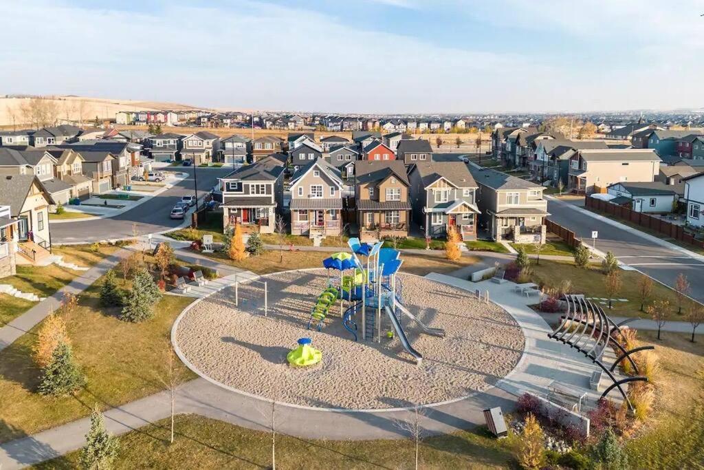 Cozy Suites In Calgary Area Balzac Extérieur photo