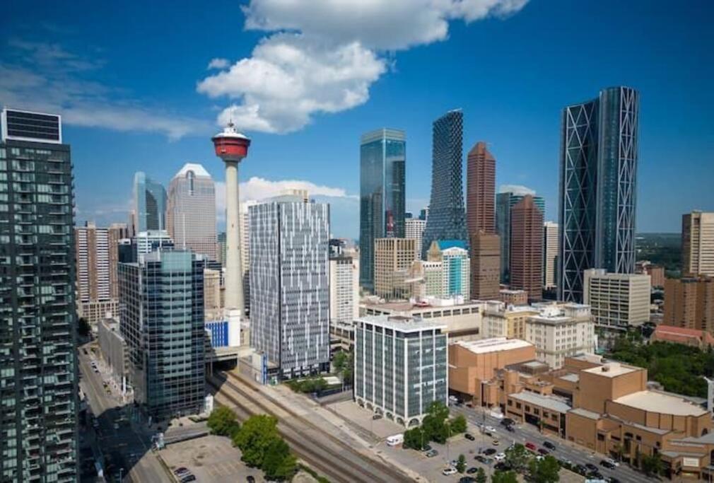 Cozy Suites In Calgary Area Balzac Extérieur photo